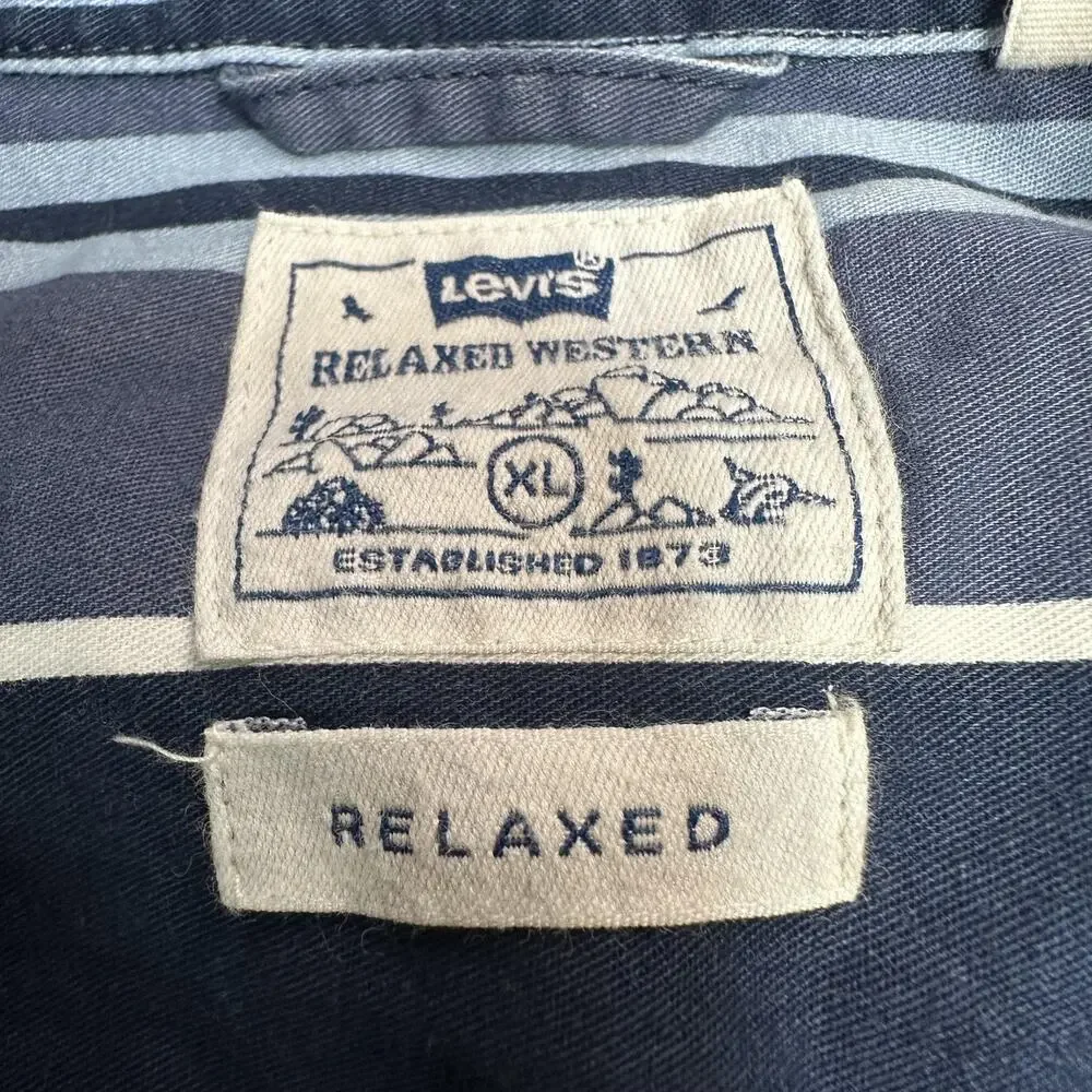 Levi's Shirt Mens XL Blue Stripe Relaxed Fit Western Double Pocket Rodeo Cowboy